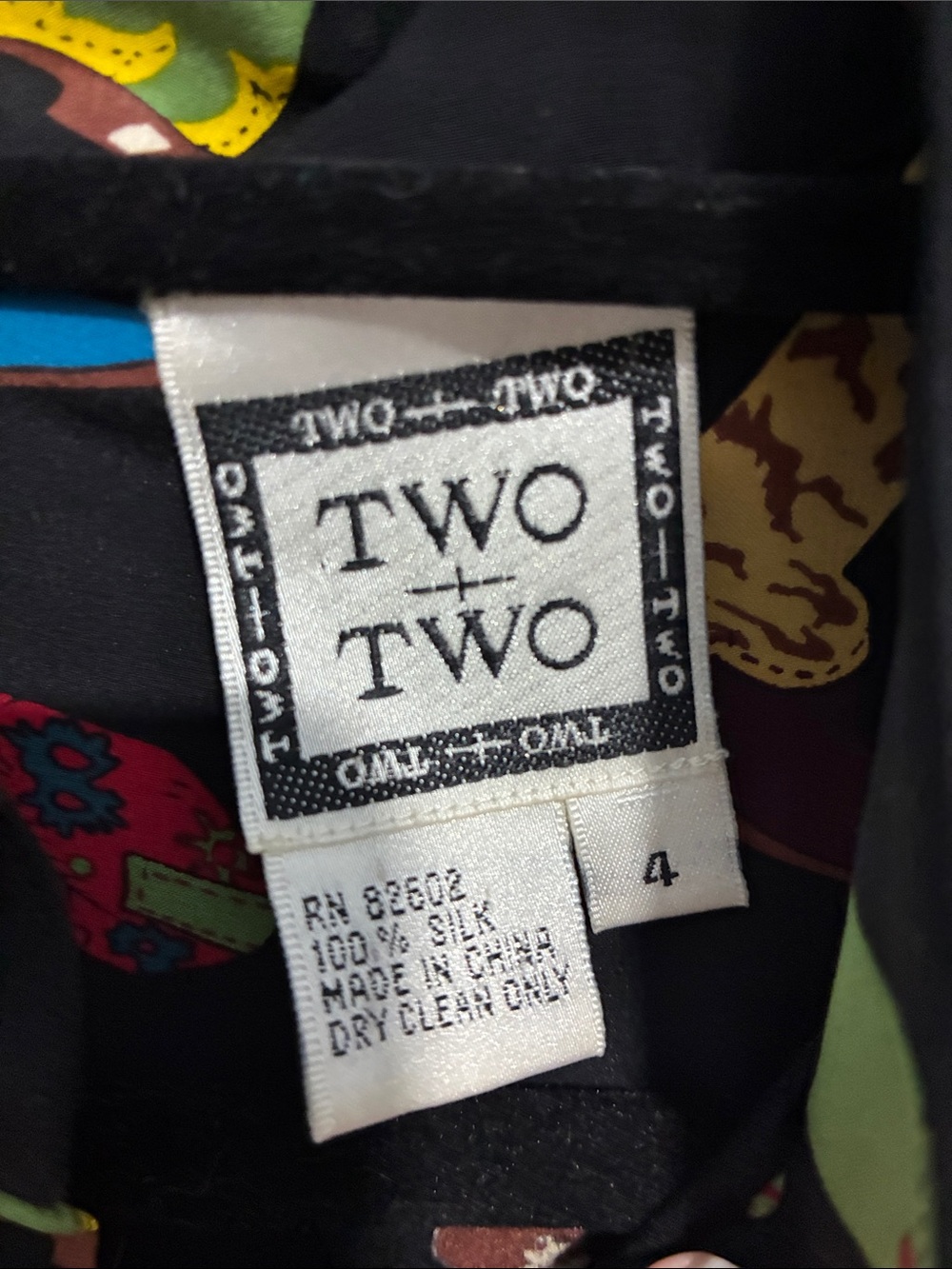 Two Two Silk Cowboy Boot Print Blouse Black Western Novelty Shirt L/XL - Picture 3 of 6